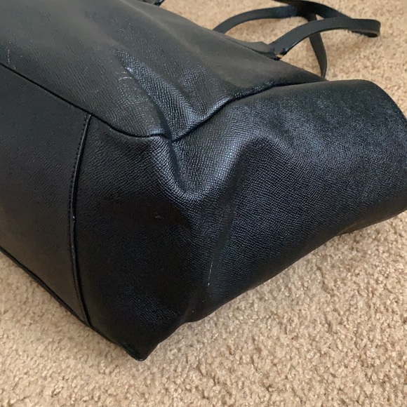 Coach - Picture 8 of 15